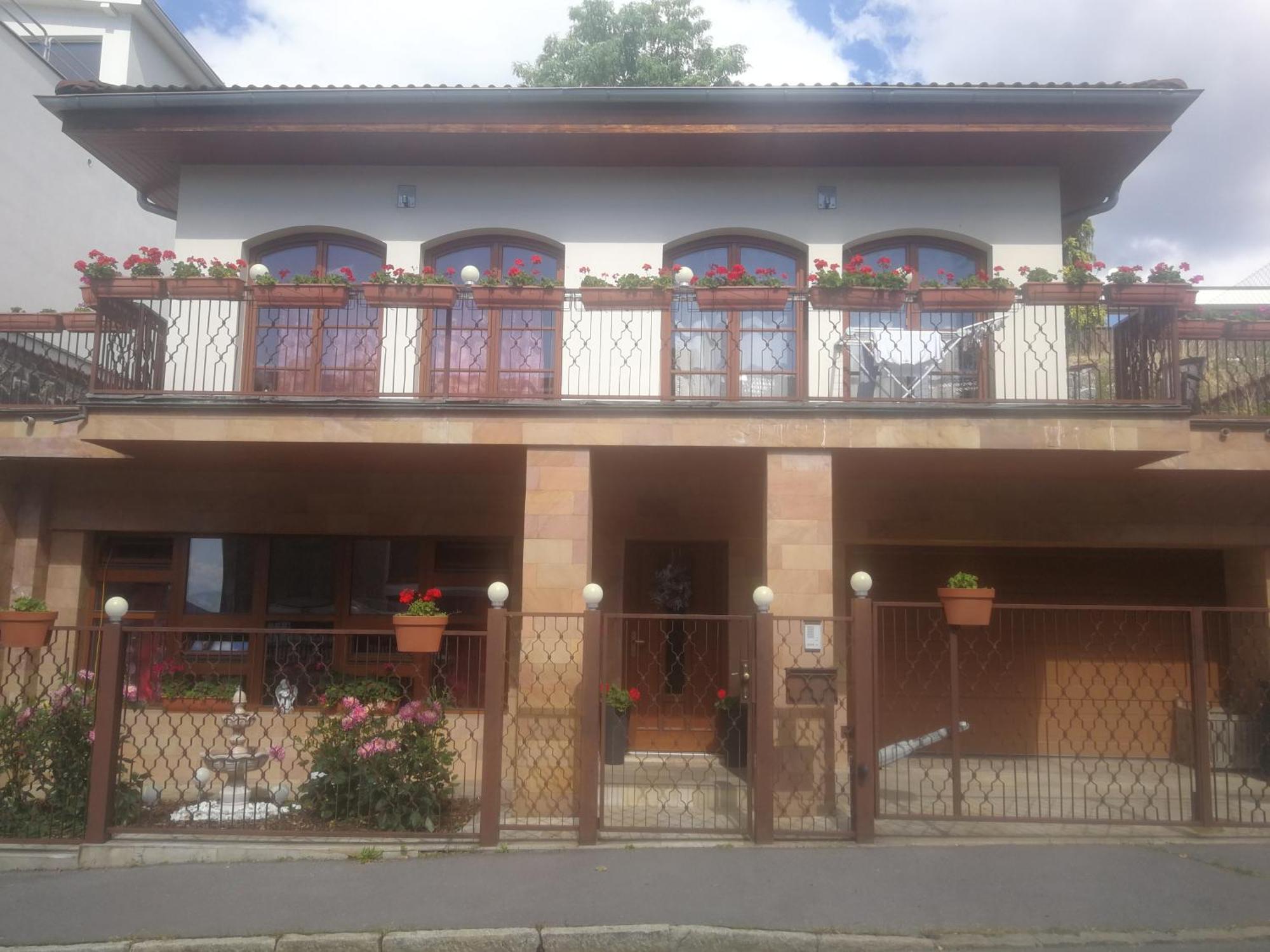 Villa Barrandovska Praha Bagian luar foto